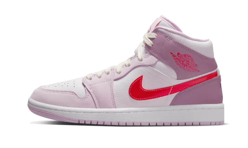 Air Jordan 1 Mid Valentine's Day