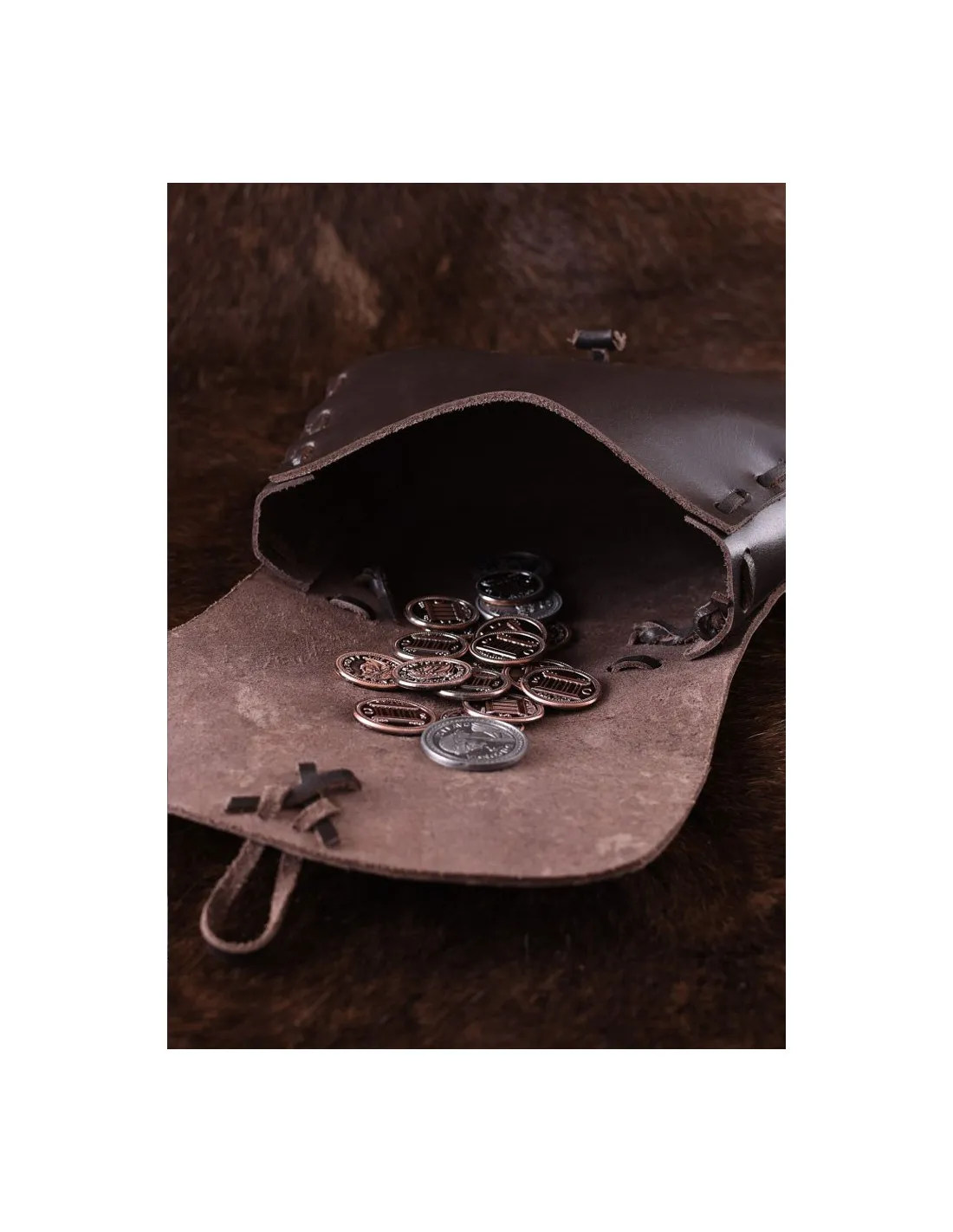 Bolso medieval en piel de vaca