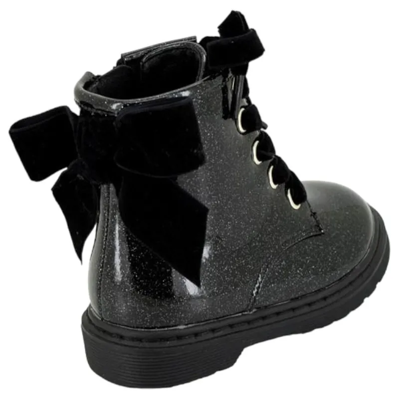 Botin niña combinado con charol