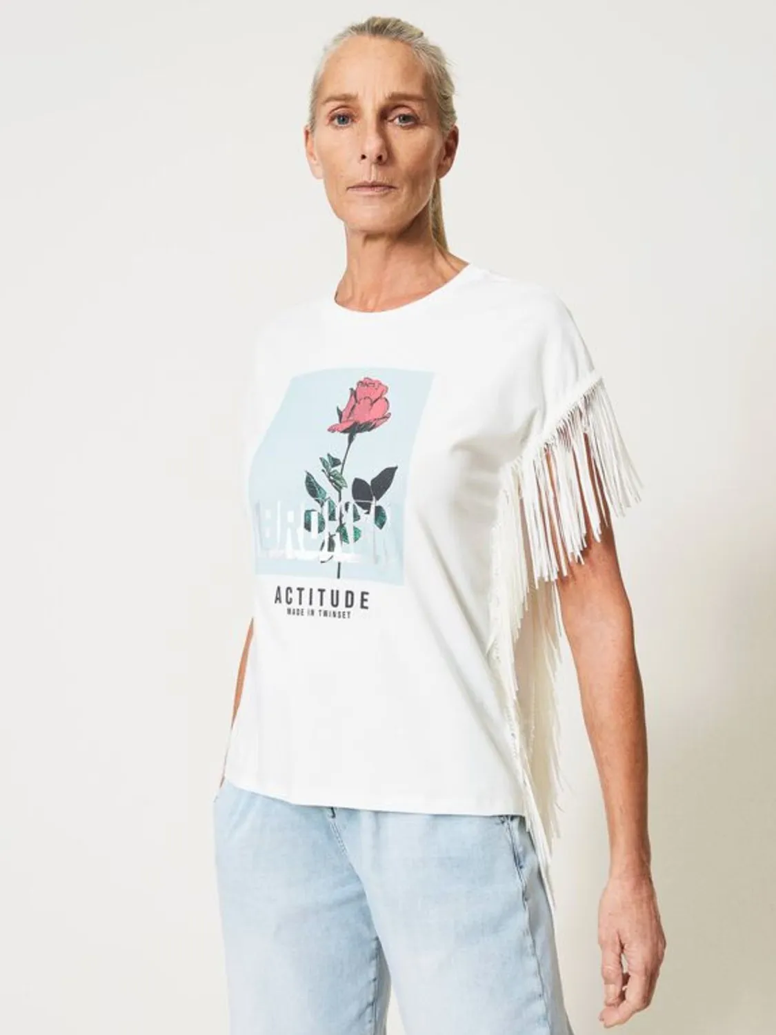 CAMISETA CON ESTAMPADO Y FLECOS TWIN SET/ACTITUDE