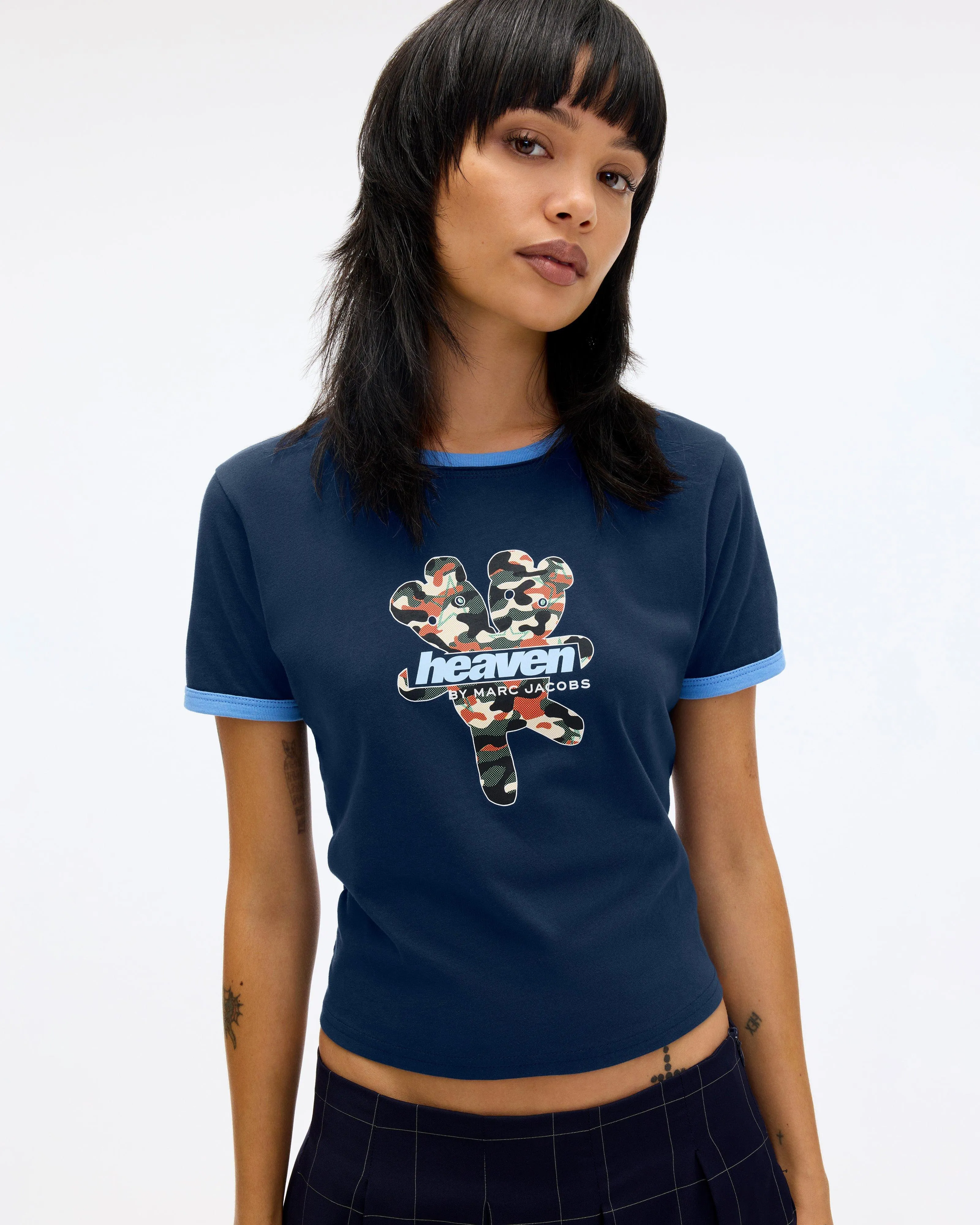 CAMISETA HEAVEN LOGO TIPO BABY