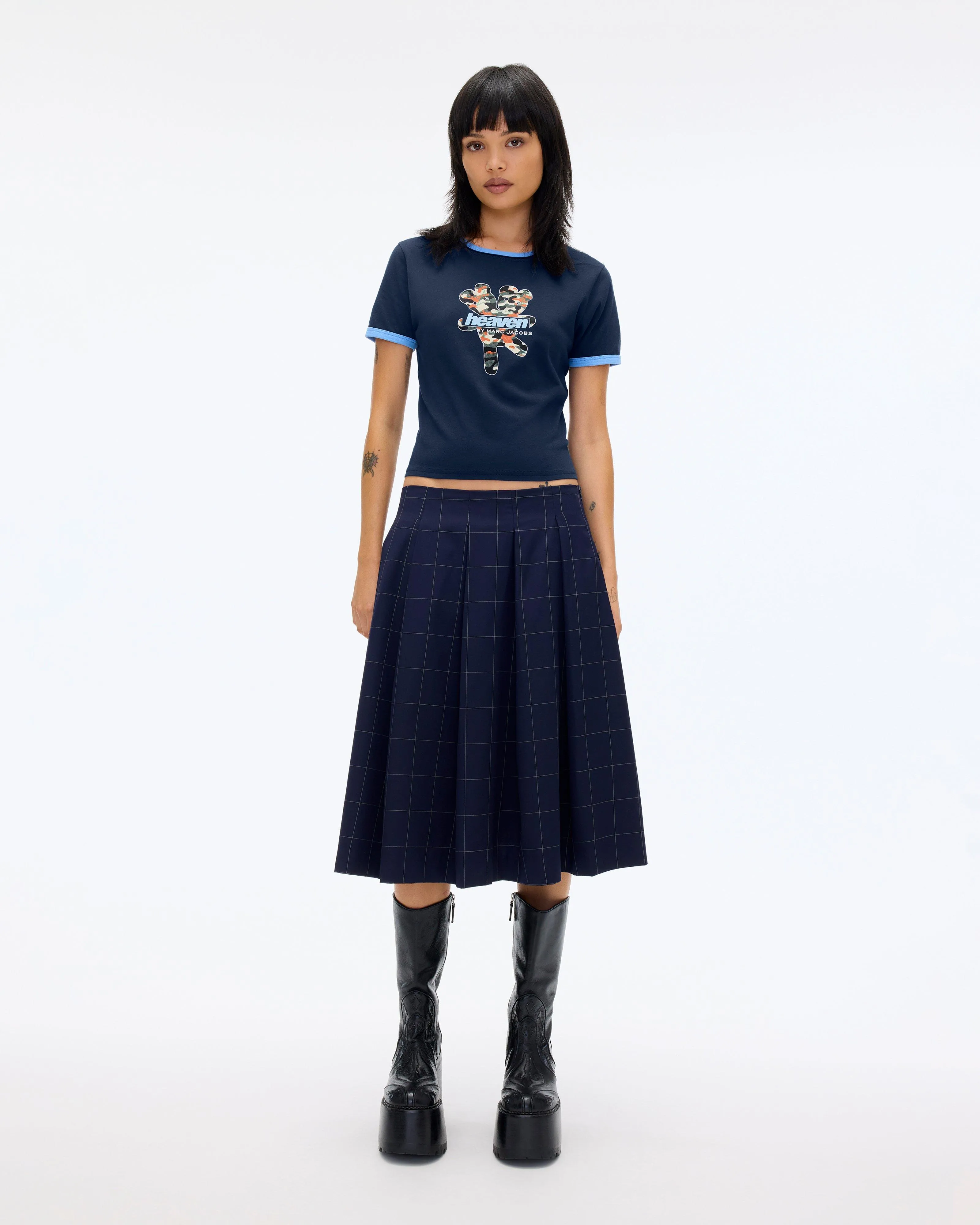 CAMISETA HEAVEN LOGO TIPO BABY