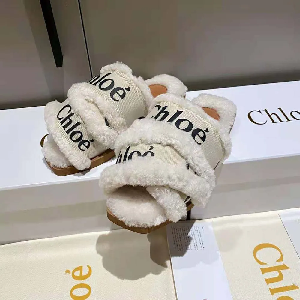 Chloe Mujer Woody Flat Mule de Lona con Borrego