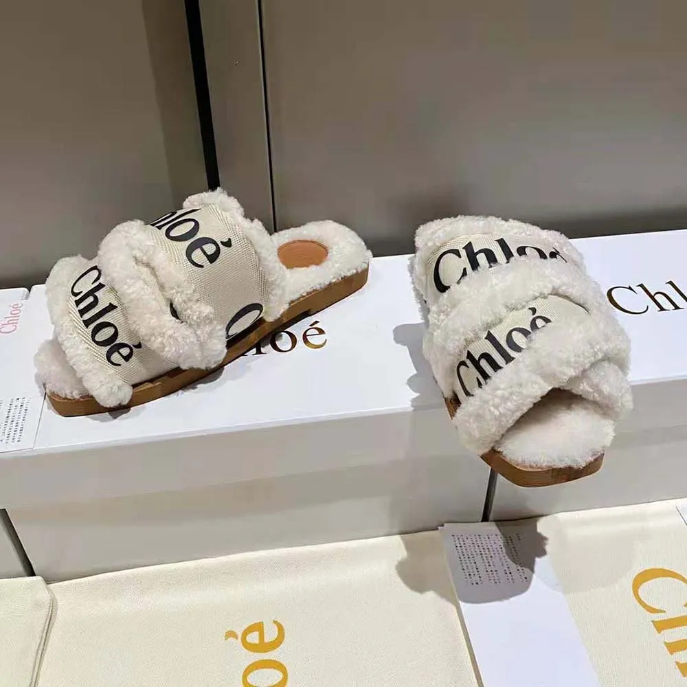 Chloe Mujer Woody Flat Mule de Lona con Borrego