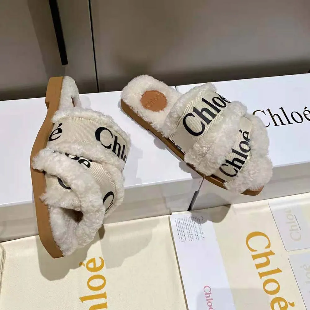 Chloe Mujer Woody Flat Mule de Lona con Borrego