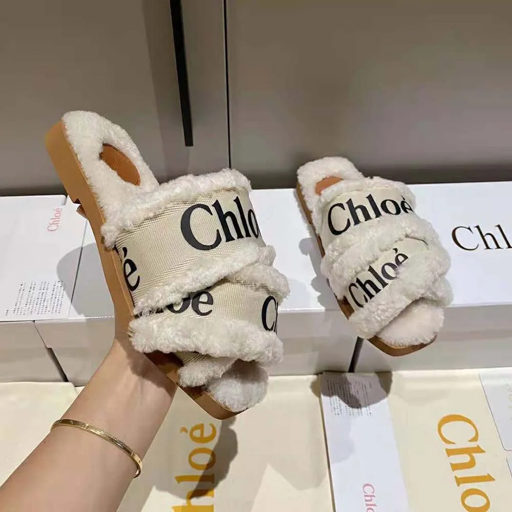 Chloe Mujer Woody Flat Mule de Lona con Borrego