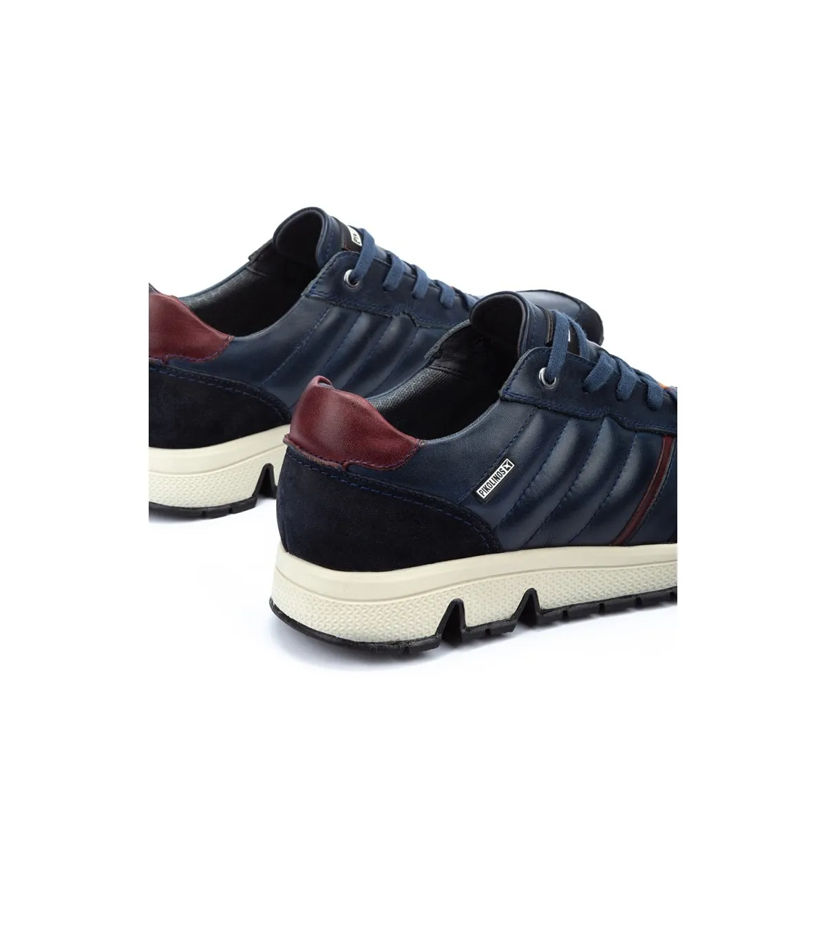 Deportivo para hombre en piel de color azul