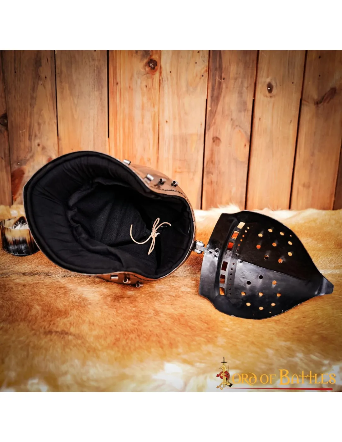 Forro acolchado negro para bacinete medieval