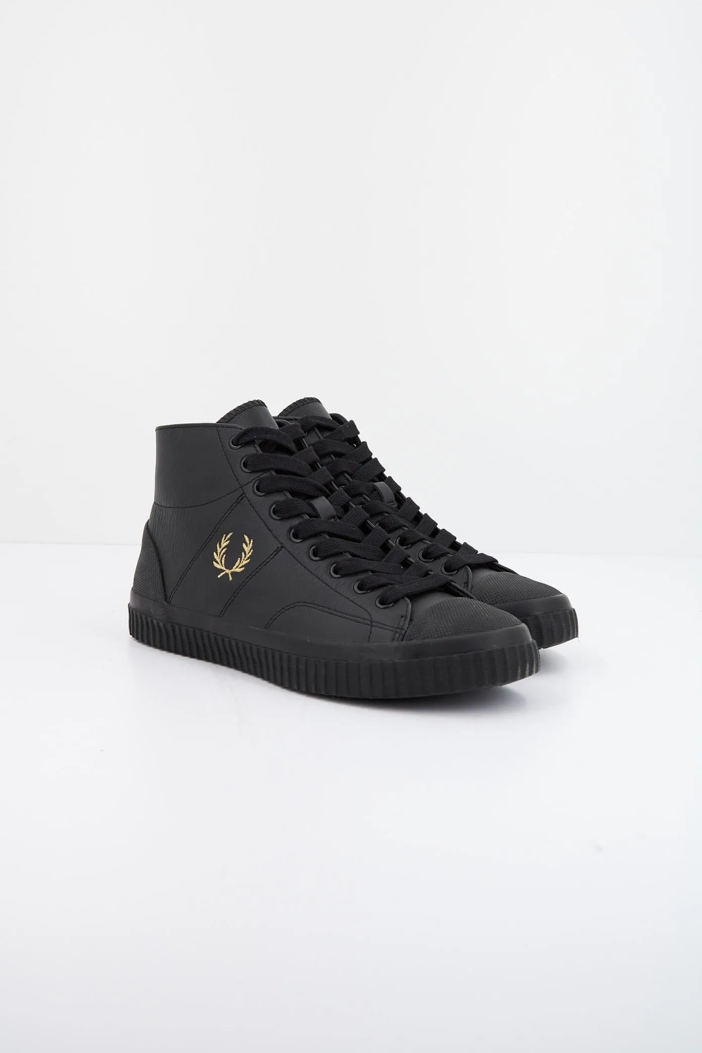 FRED PERRY HUGHES MID LEATHER