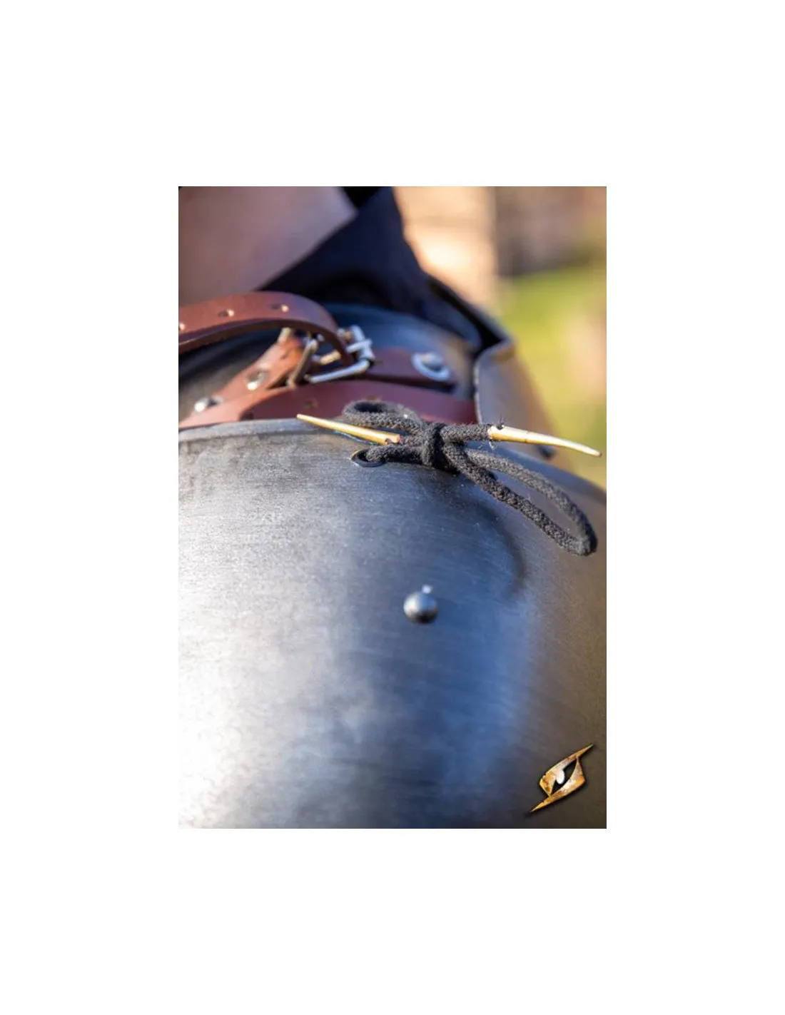 Hombreras de Guerrero medieval, acabado negro