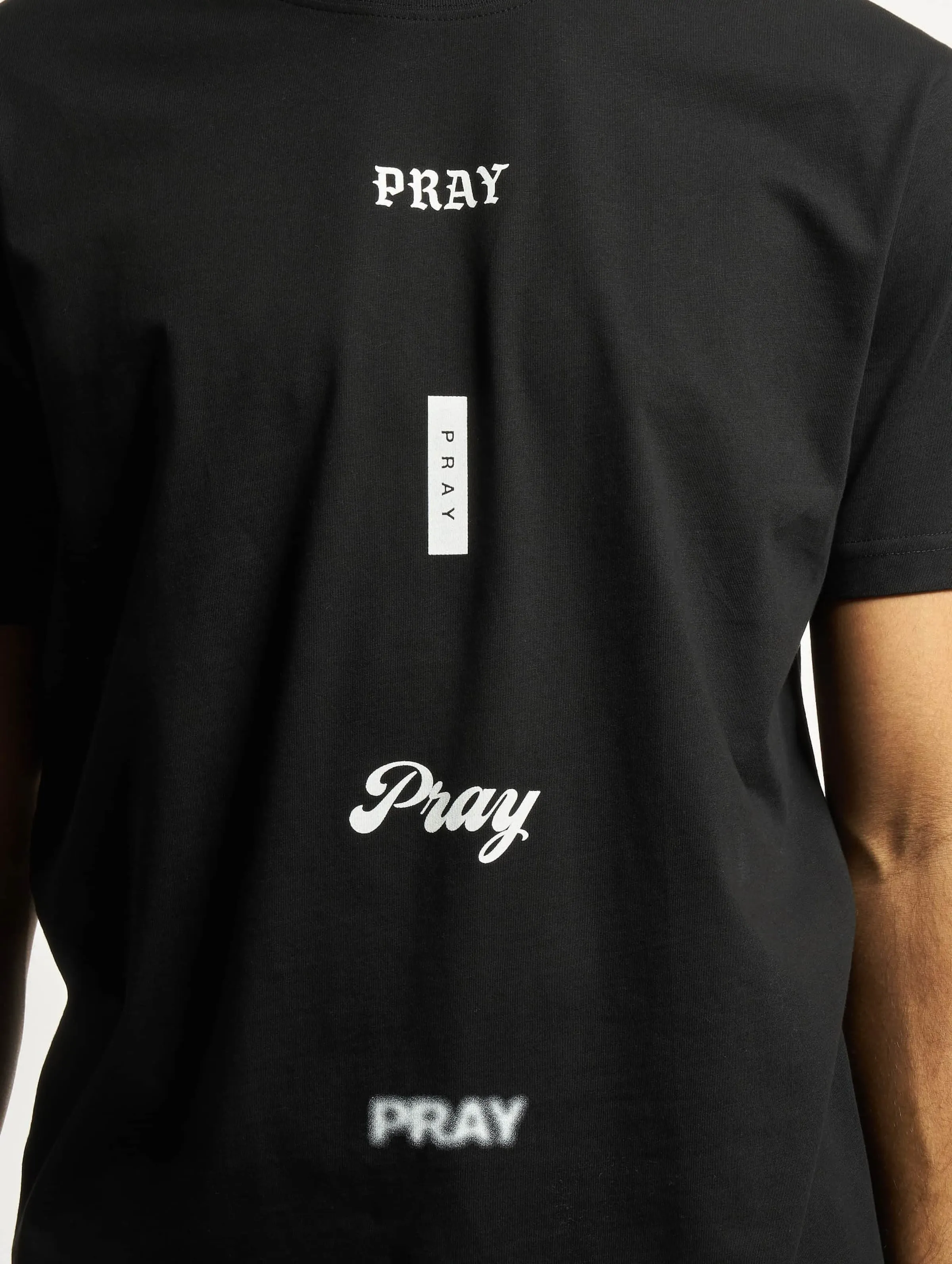 Mister Tee All Prays Tee