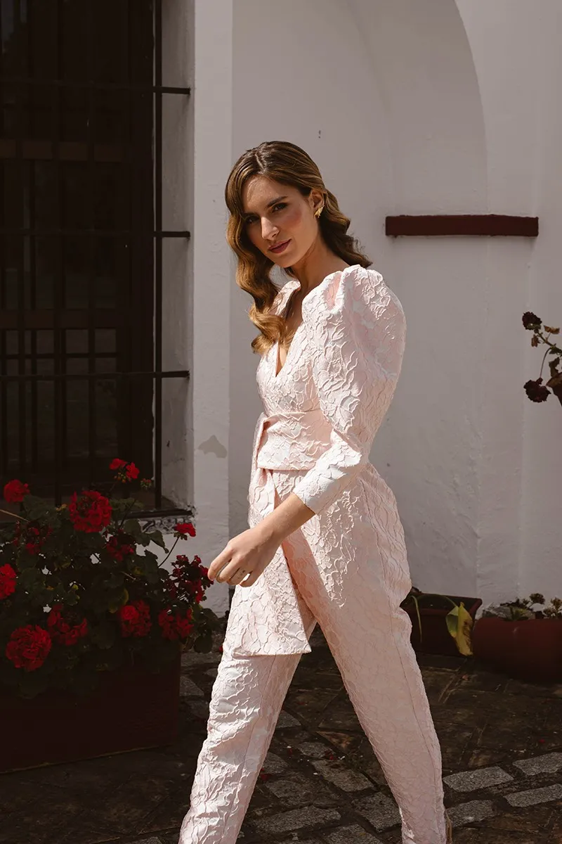 Mono brocado rosa palo Machado