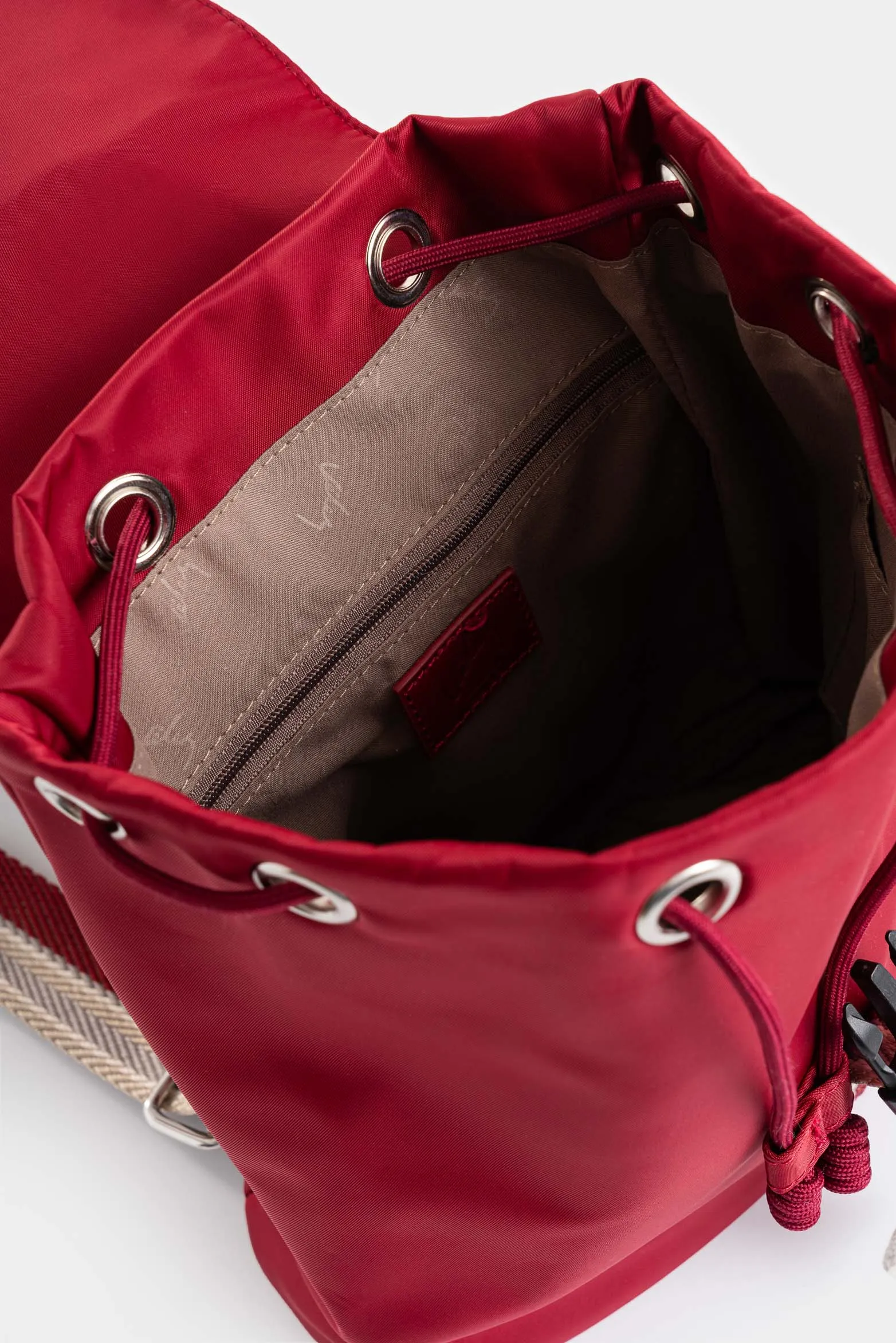 Morral Elora mini en lona y cuero para mujer detalle contraste