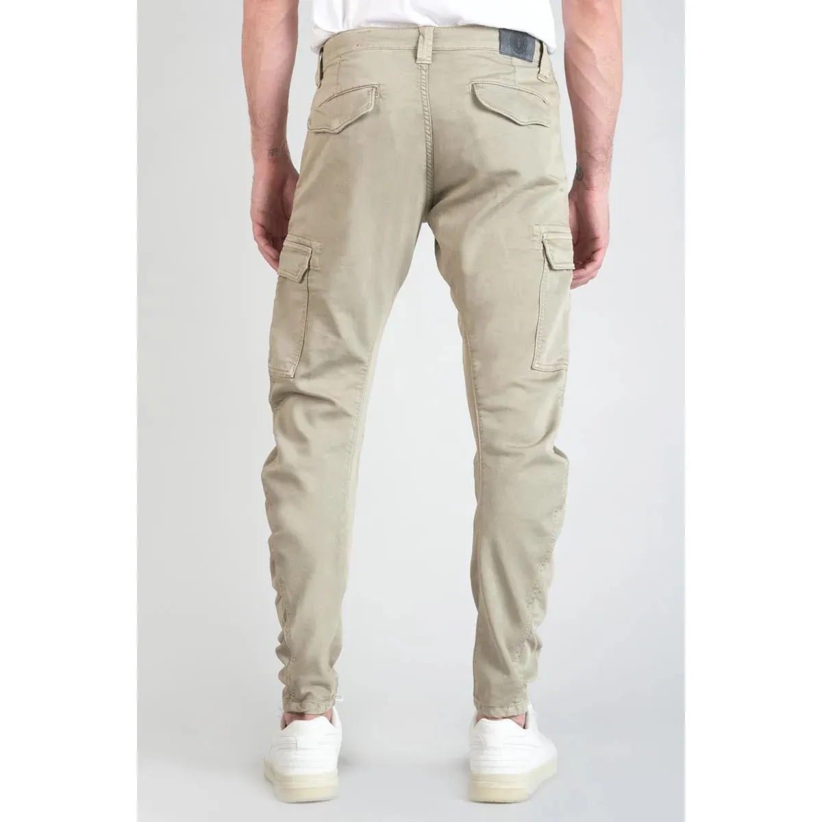 Pantalón carrot KOGE