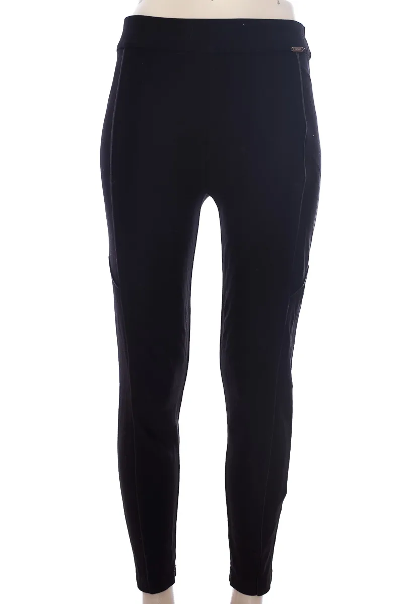 PANTALóN COLOR NEGRO  ESPRIT