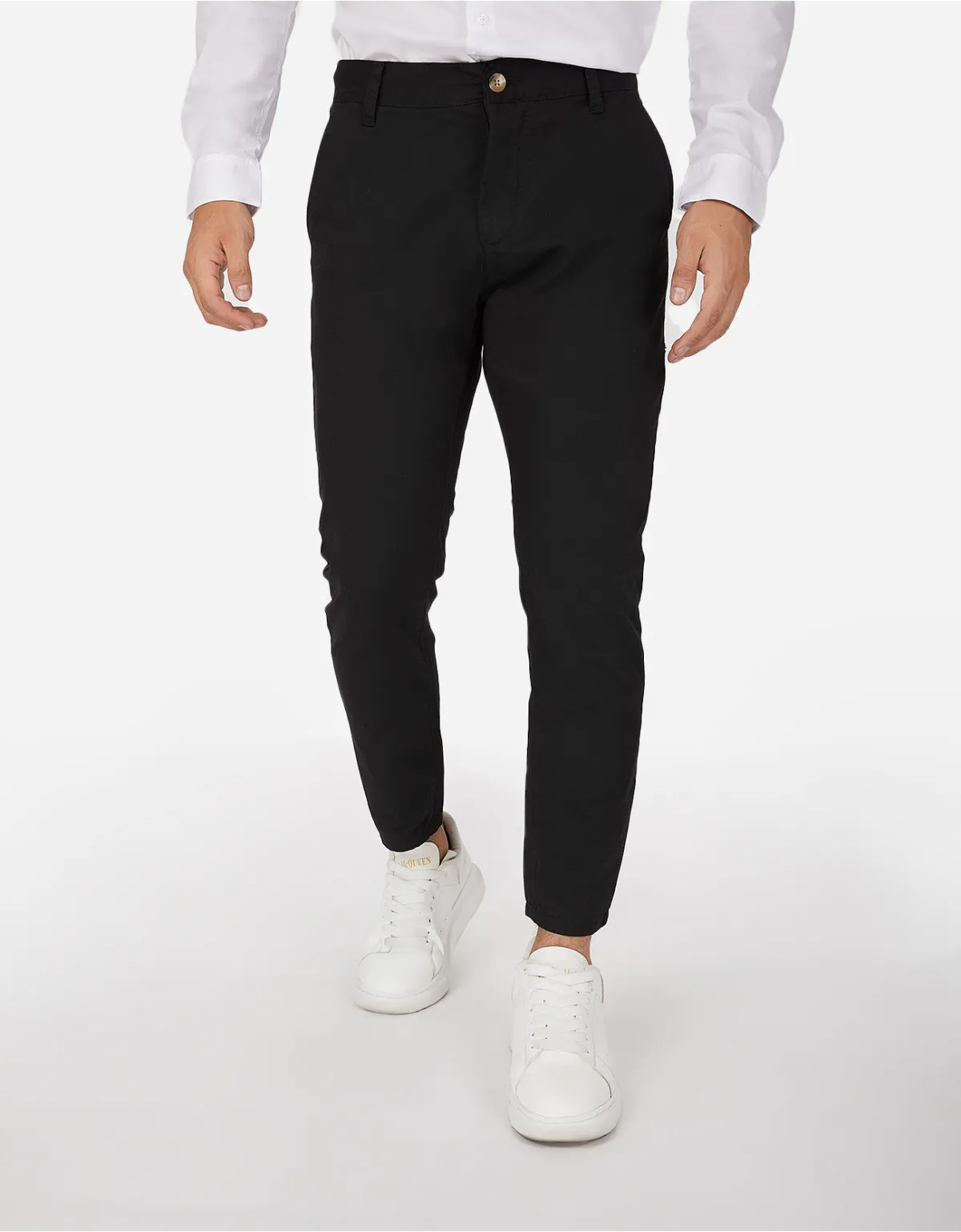 Pantalón taper fit negro