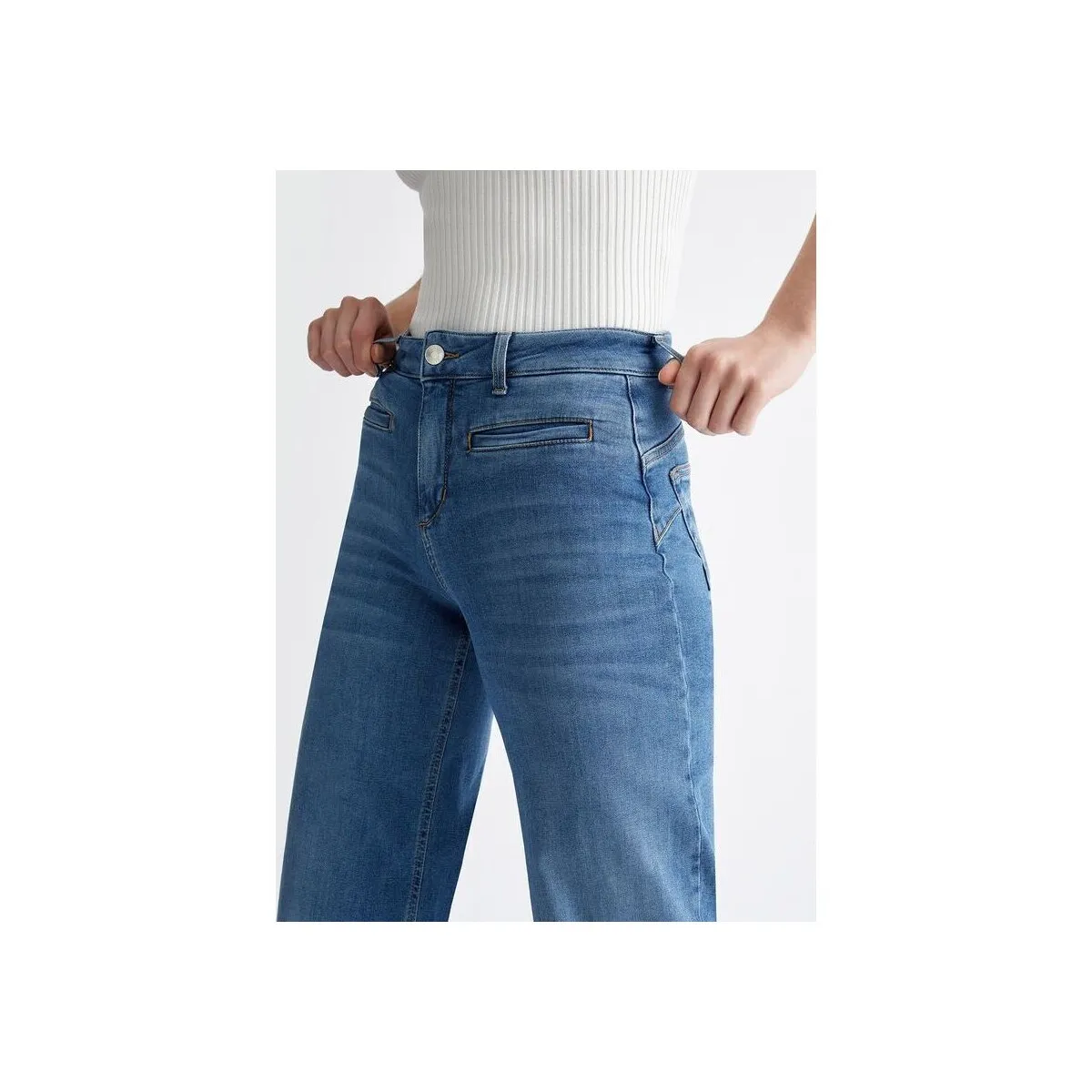 PARFAIT UA4069 DS01578689