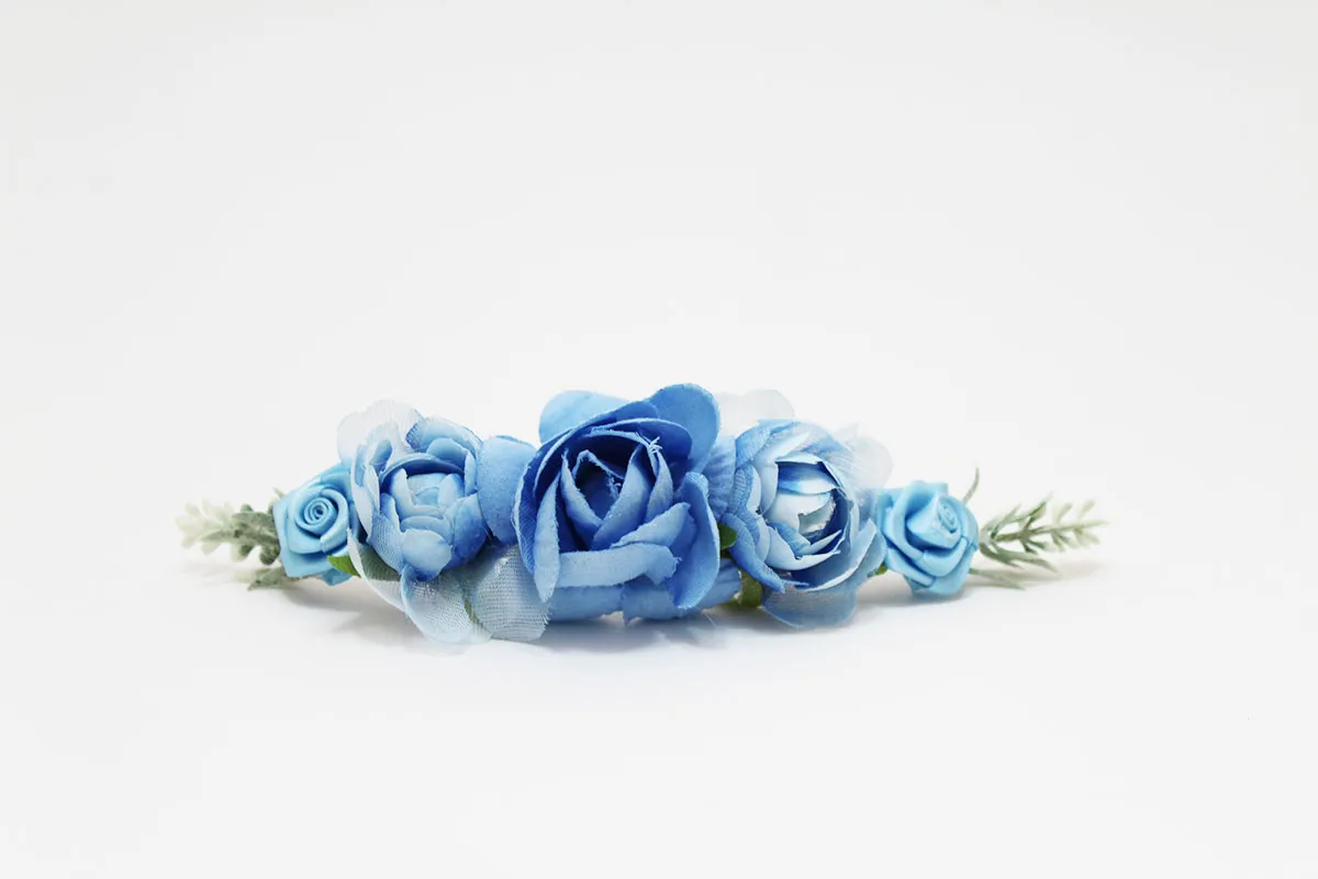 Pasador comunión flores azul niña