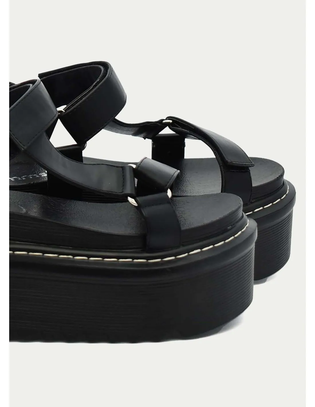 SANDALIAS EMMSHU ADER NEGRO 