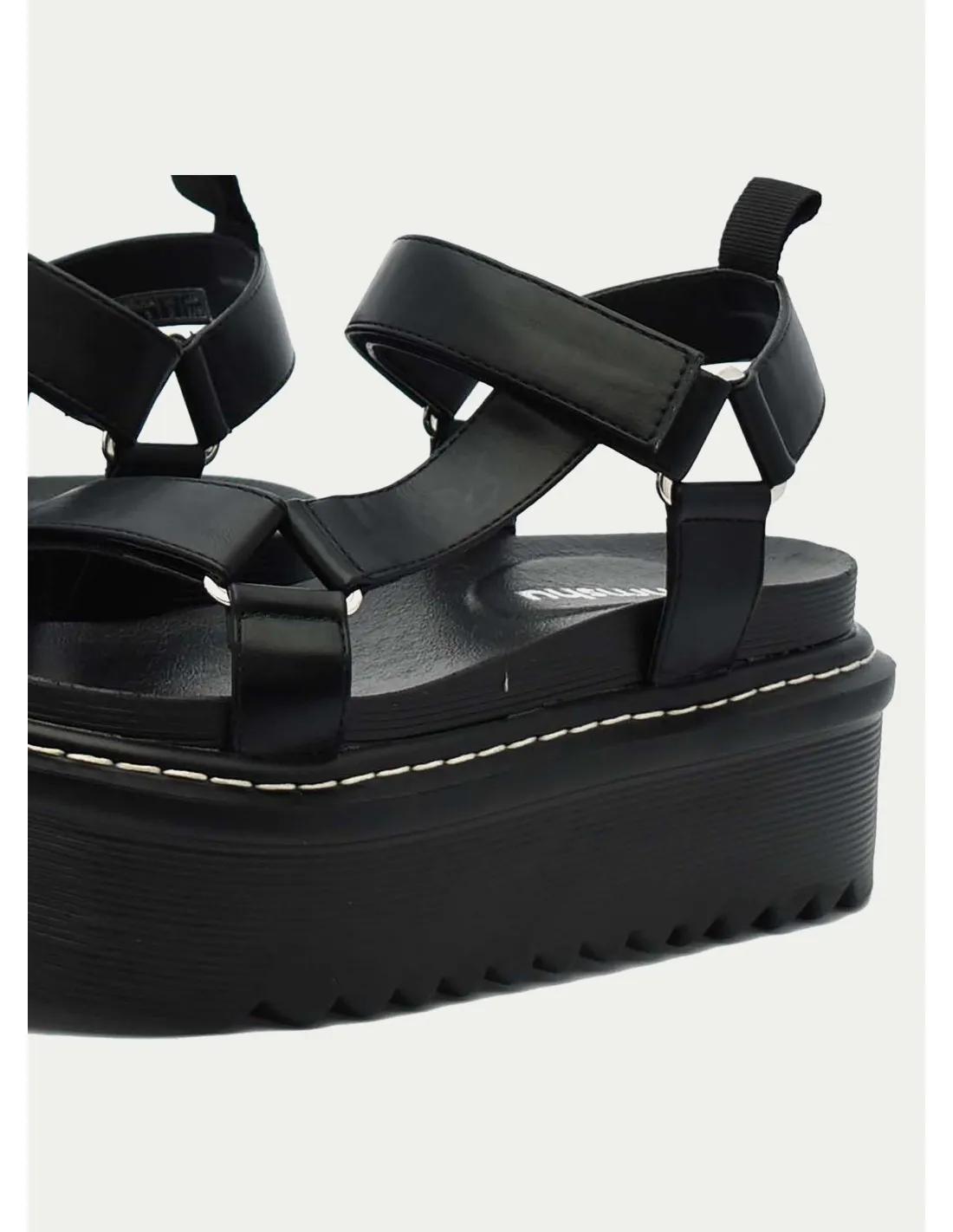 SANDALIAS EMMSHU ADER NEGRO 