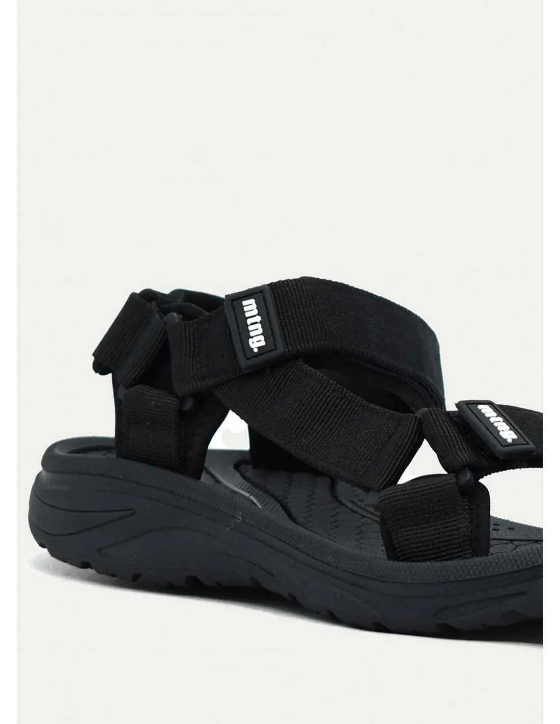 SANDALIAS MUSTANG 84660 NEGRO 