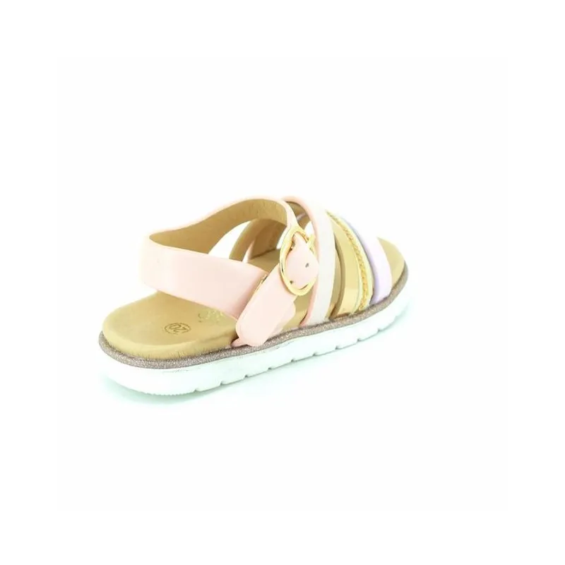 Sandalias para niña modernas