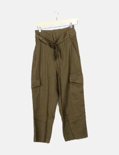 Stradivarius Pantalón cargo verde