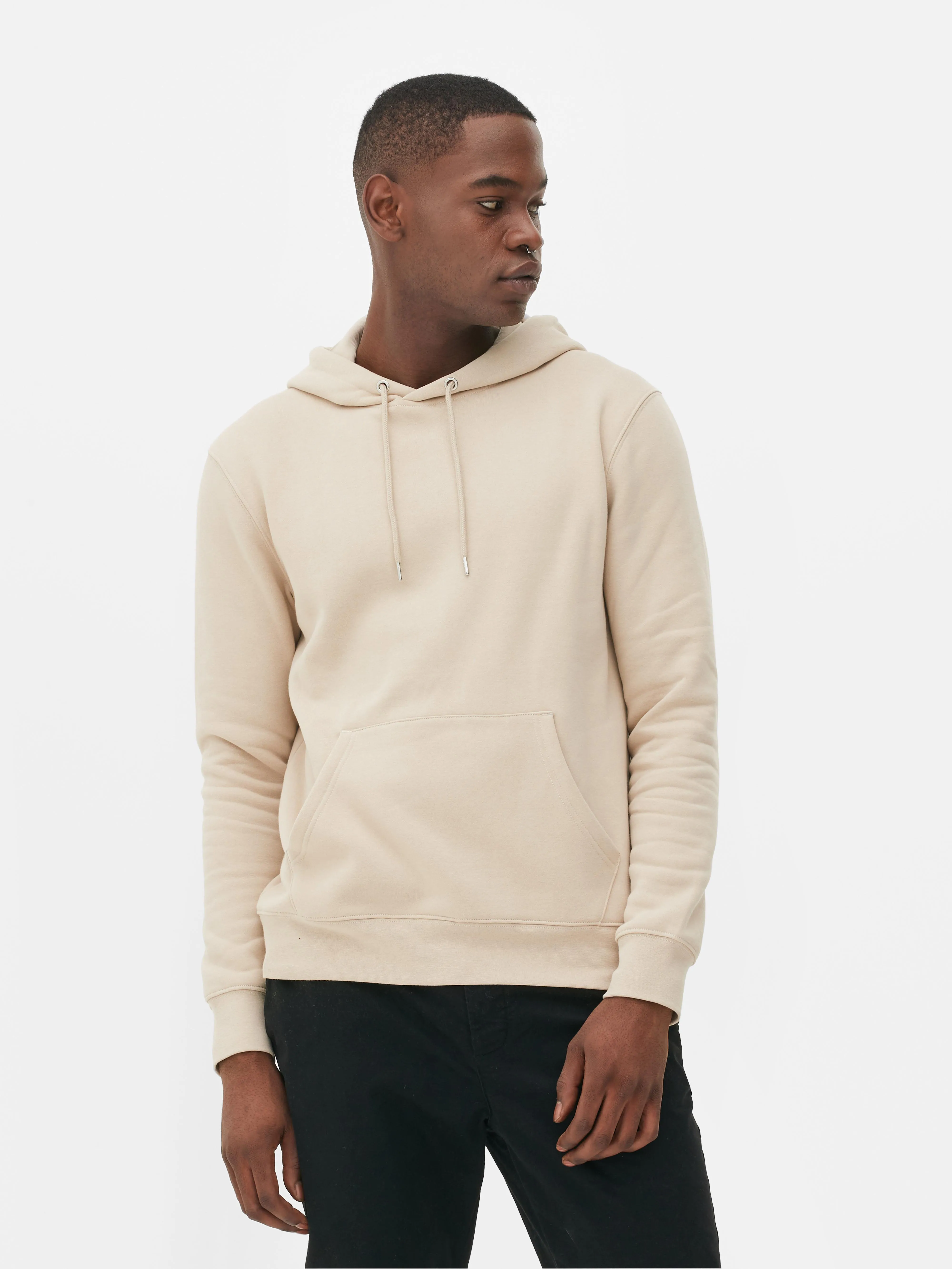 Sudadera con capucha básica y cordón de ajuste