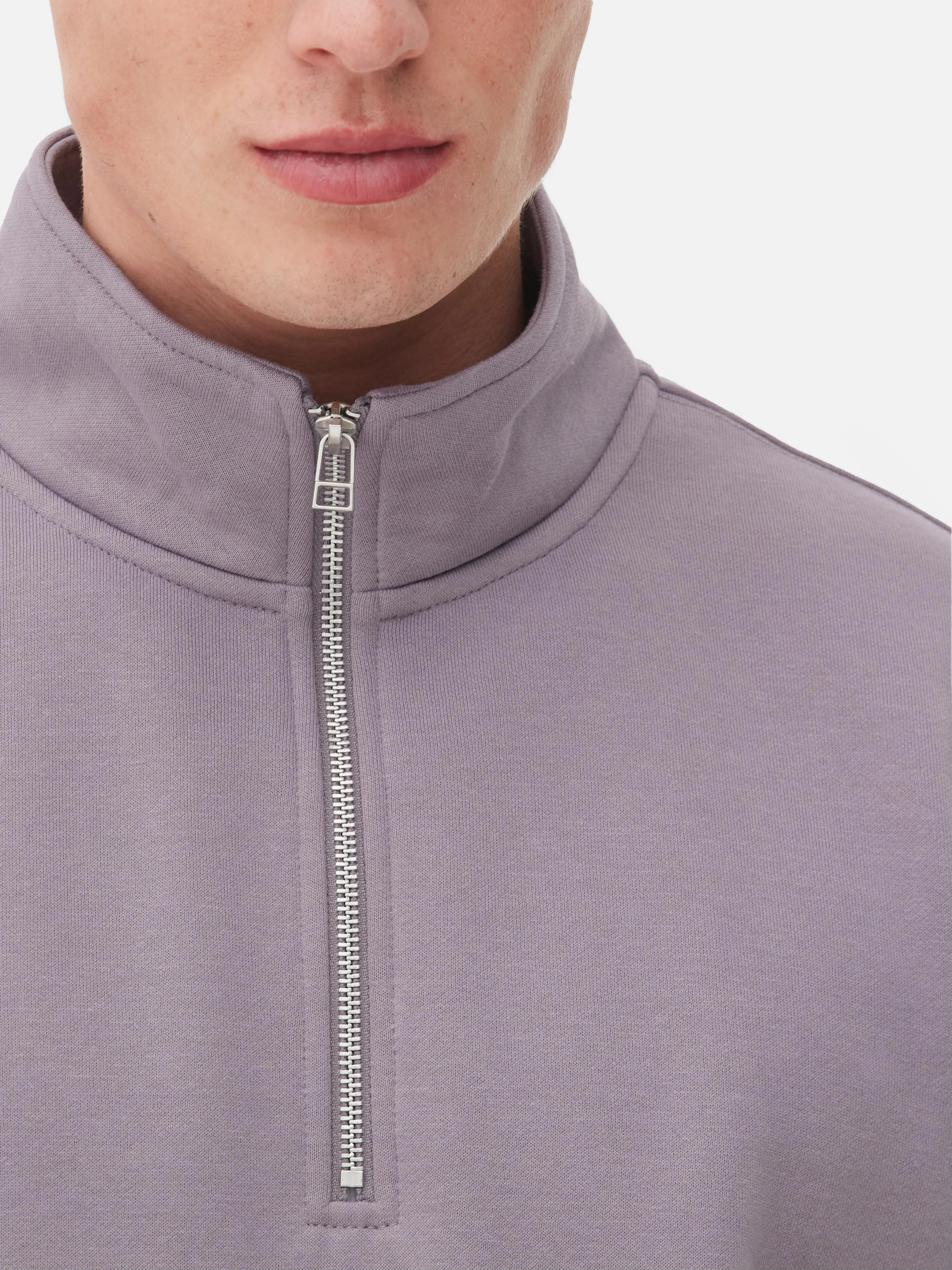 Sudadera Essential con media cremallera