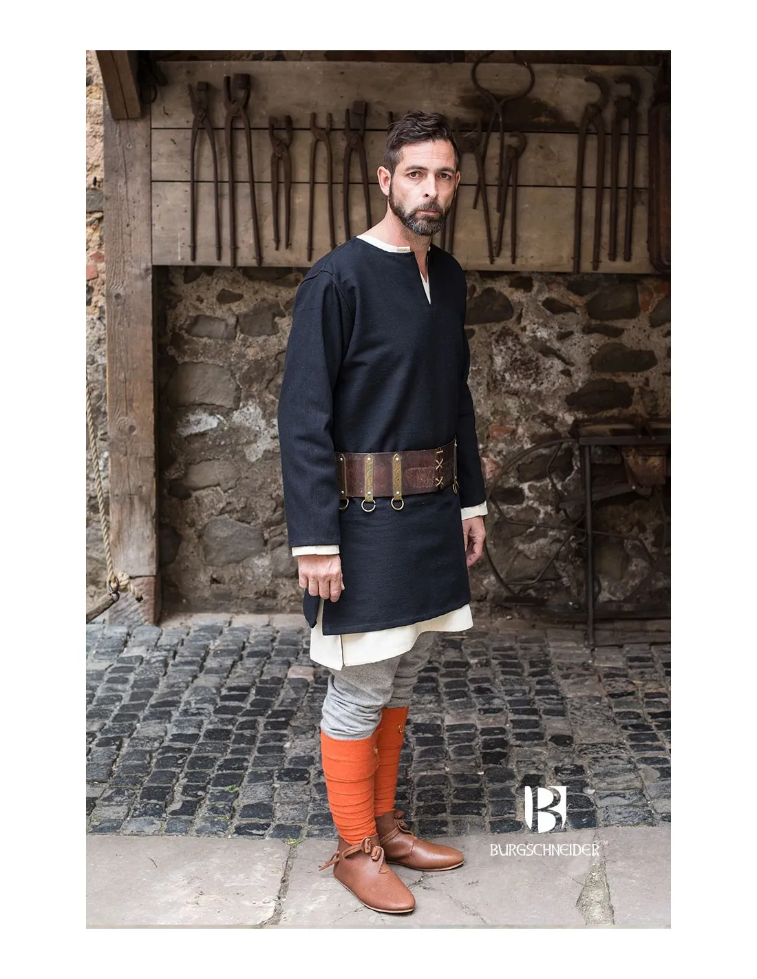 Túnica Medieval Erik negra manga larga