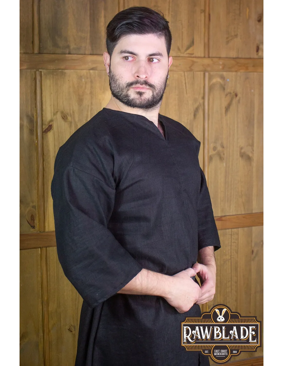 TúNICA MEDIEVAL LUCAS EN LINO  NEGRA