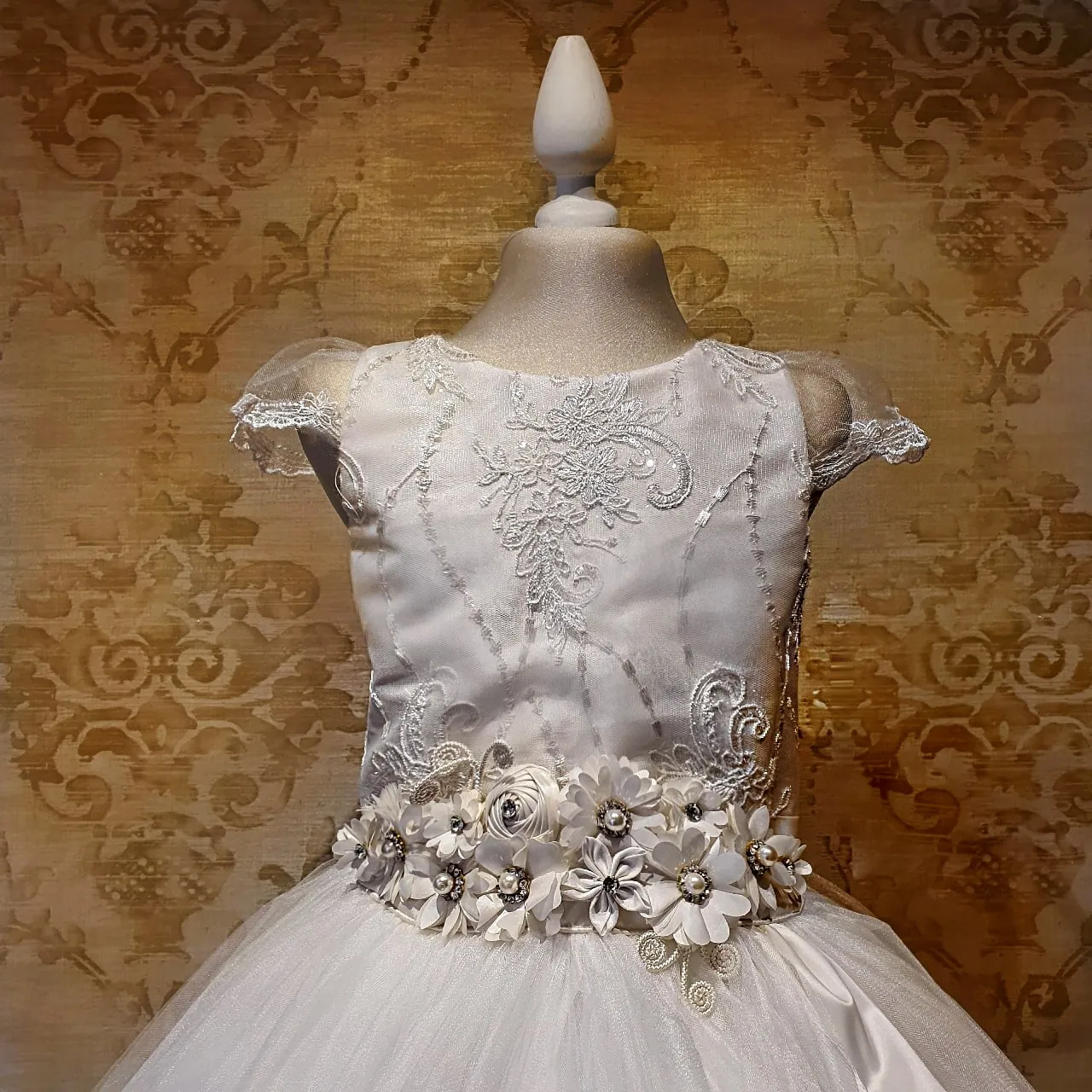 Vestido de Niña Fiesta Ivory con Flores en el Liston Falda de Primera Comunion Talla 14