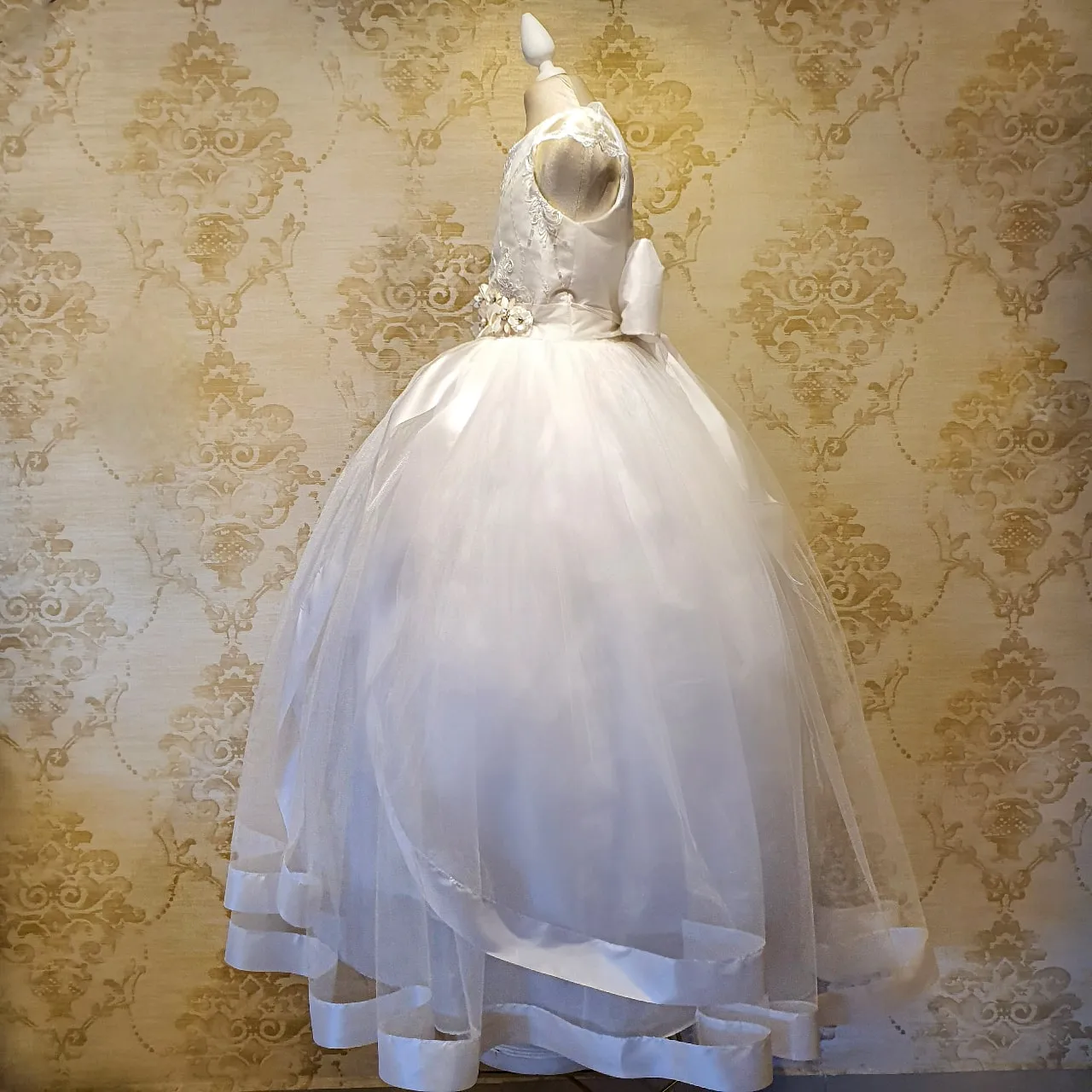Vestido de Niña Fiesta Ivory con Flores en el Liston Falda de Primera Comunion Talla 14