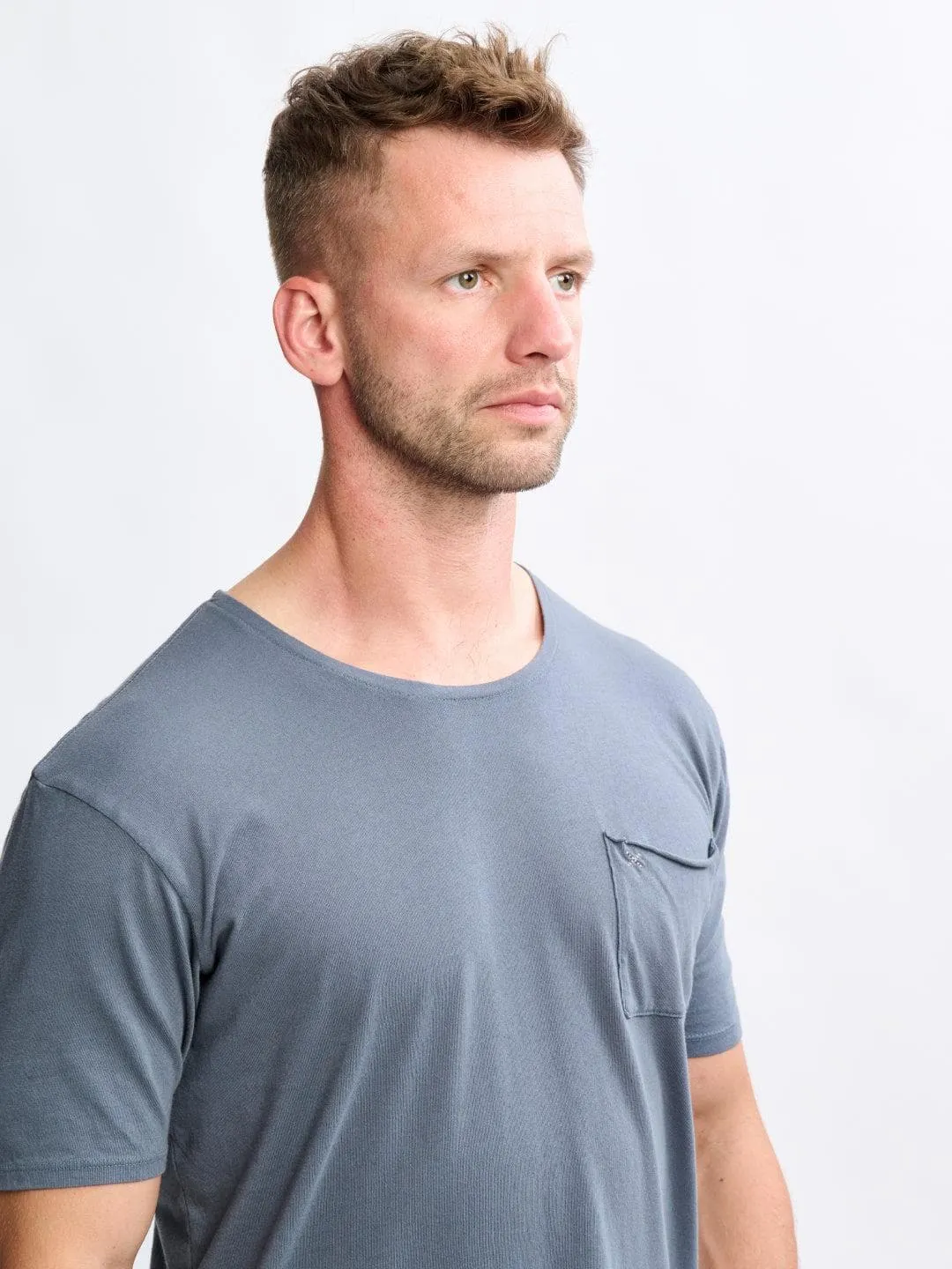 XPOCKET CURVED HEM  TEE
