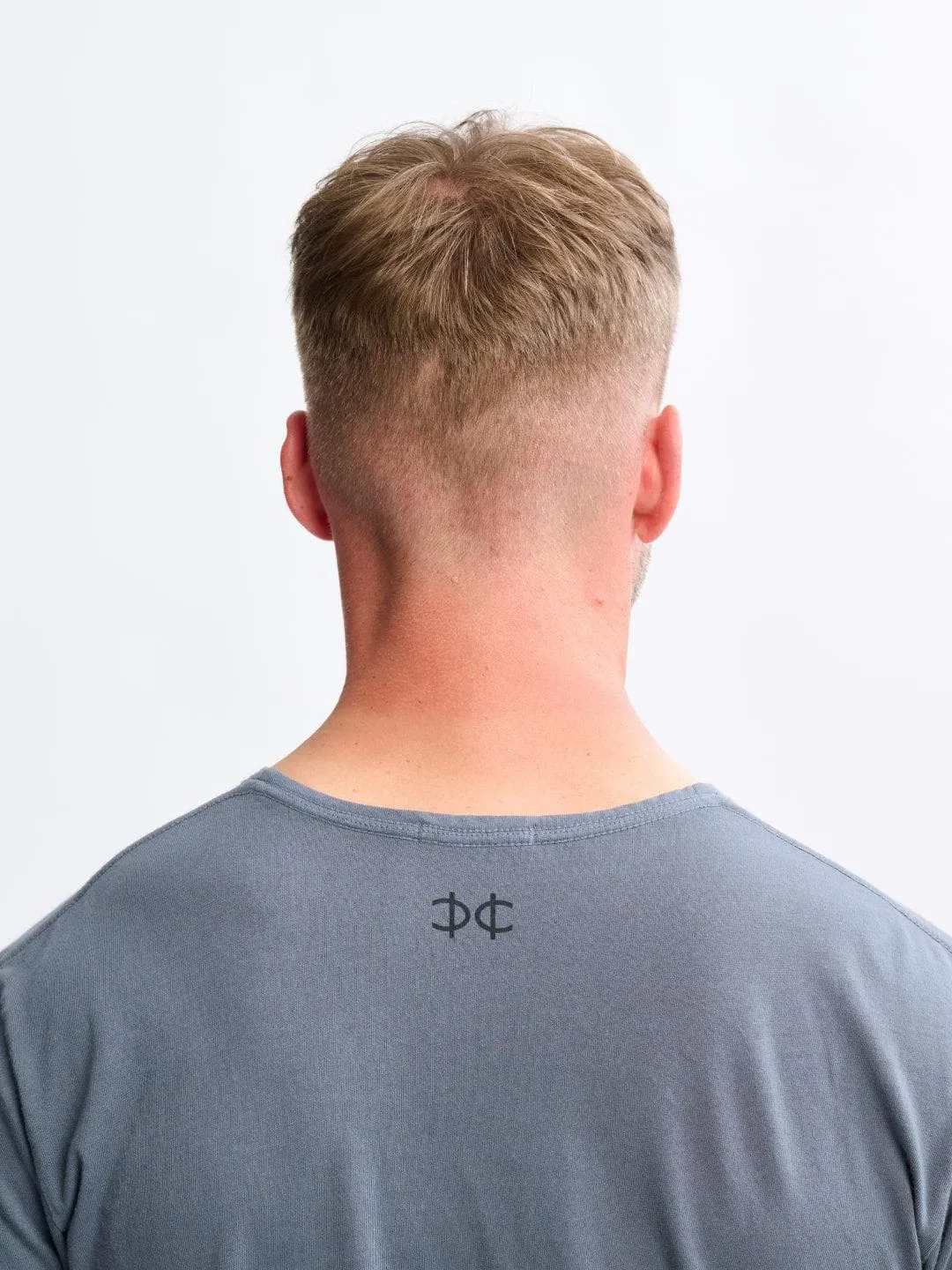 XPOCKET CURVED HEM  TEE