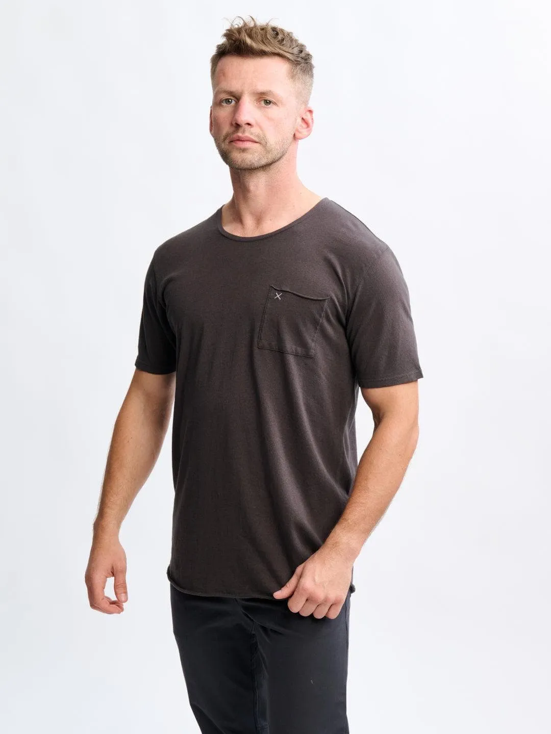 XPOCKET CURVED HEM  TEE