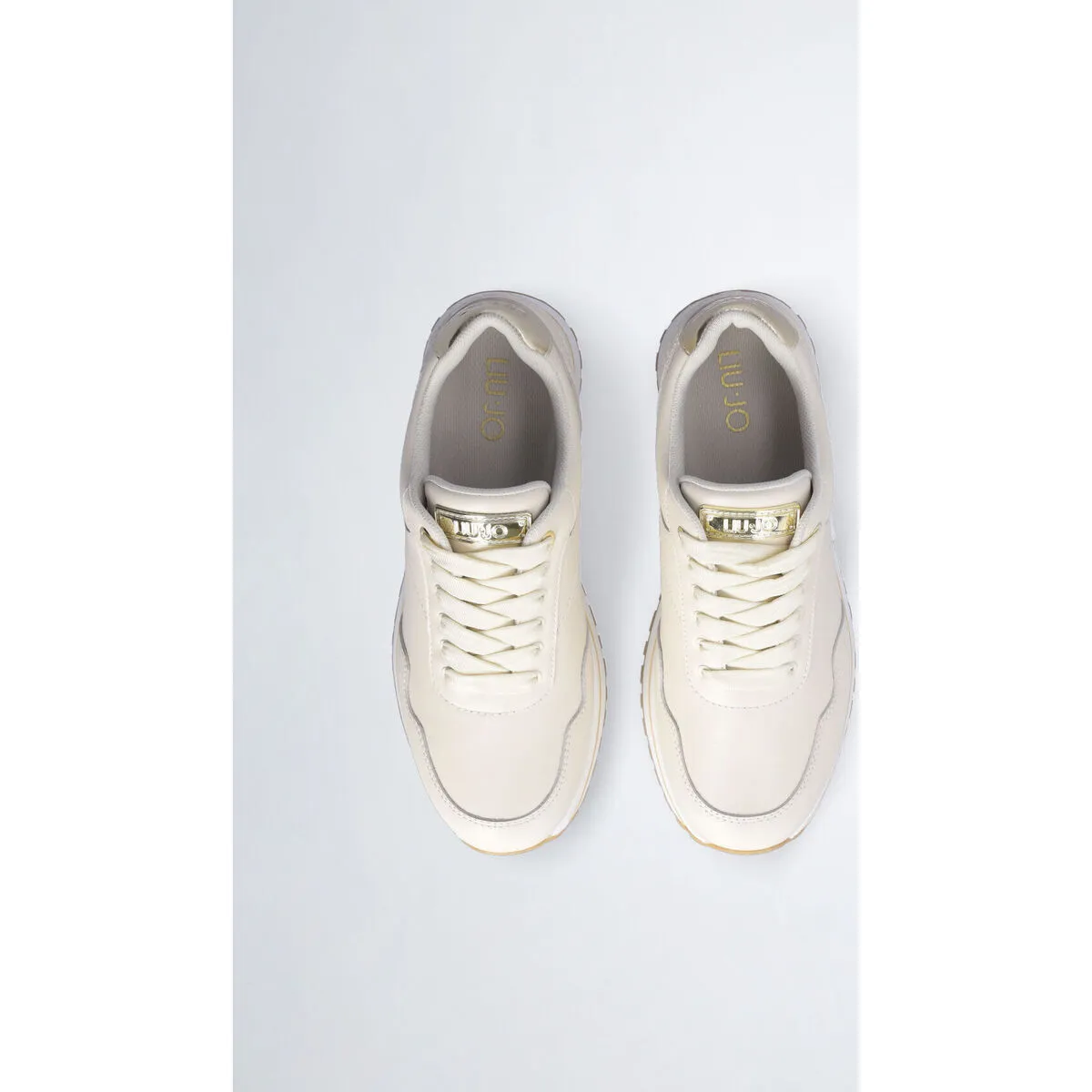 Zapatillas de piel