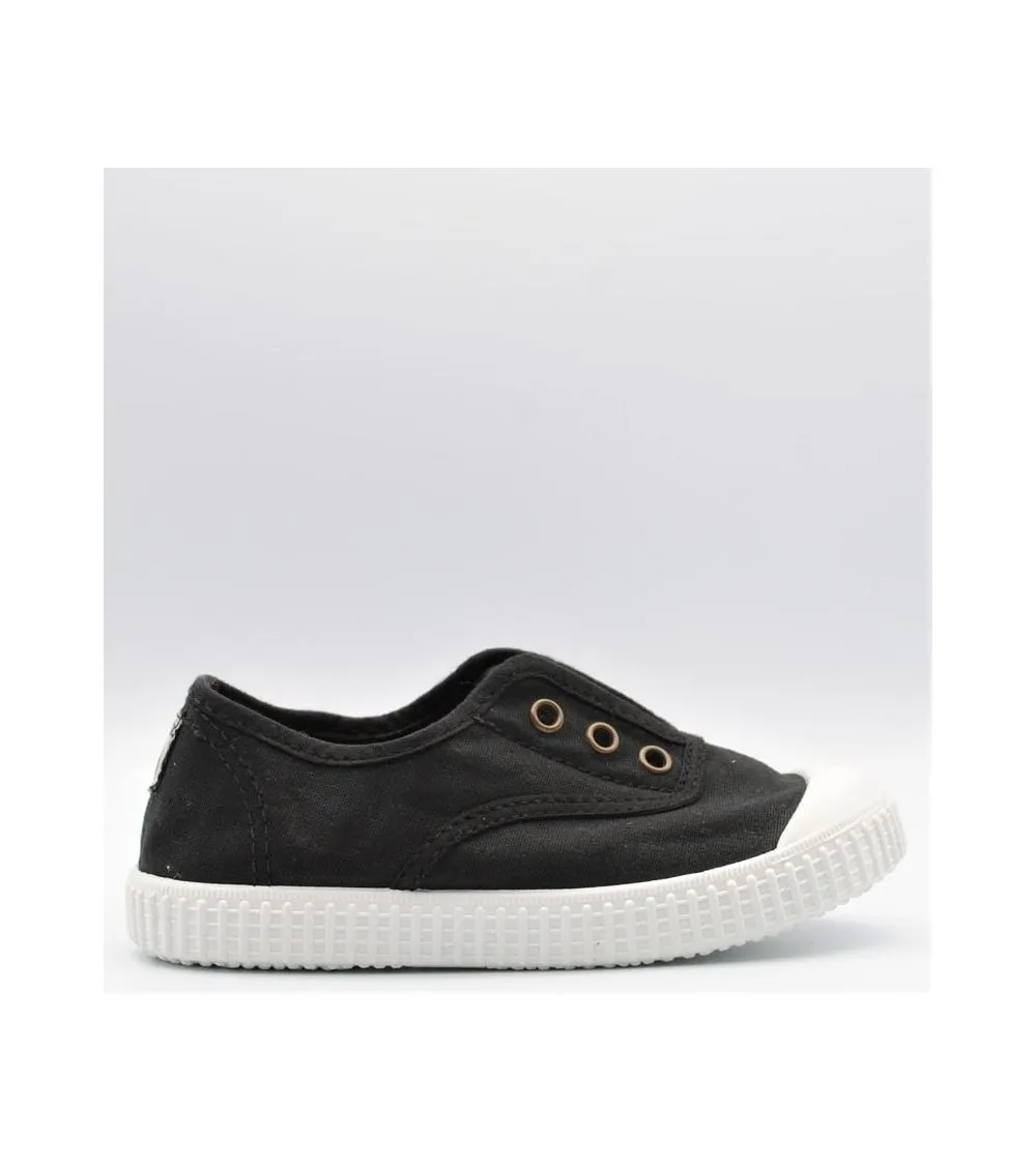 ZAPATILLAS LONAS VICTORIA PUNTERA NEGRO