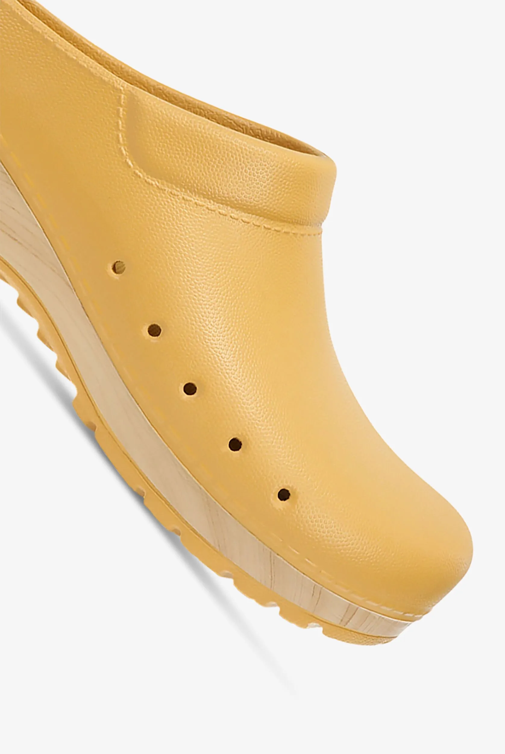 Zuecos Dansko Kane Mustard Molded con talón abierto para mujer