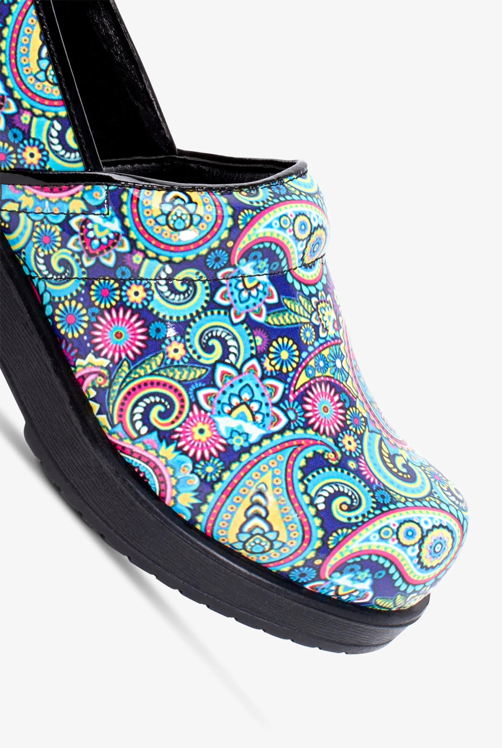 Zuecos de enfermería Savvy Brandy Paisley 2 para mujer